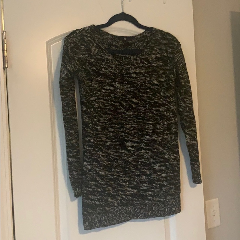 Black and white sweater
